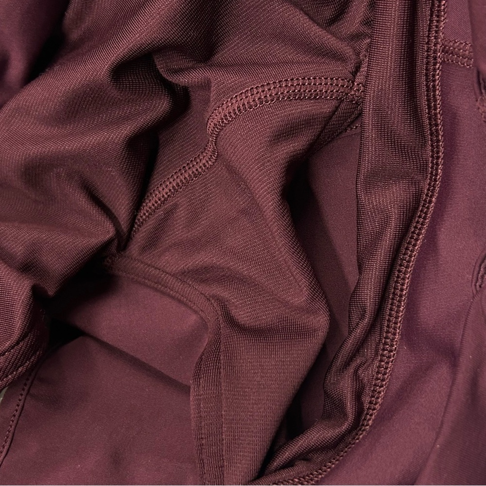Lululemon Run Times Short (4-way Stretch 4")
Dark Adobe size 8 - Picture 12 of 12